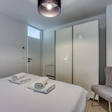 Appartamento Luana With Private Pool *