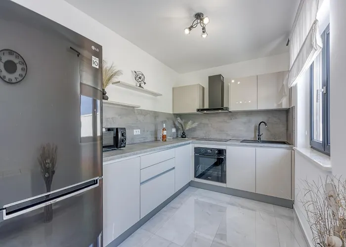 Luana With Private Pool * Porec